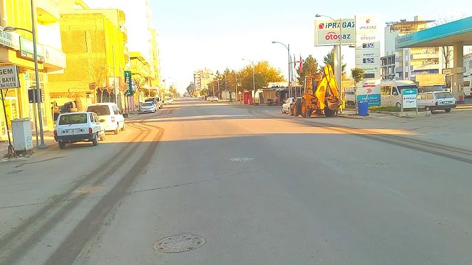 Şanlıurfa'da Bu Kavşak 10 Gün Trafiğe Kapatıldı! Sürücüler Alternatif Güzergâhlara Yönlendirildi