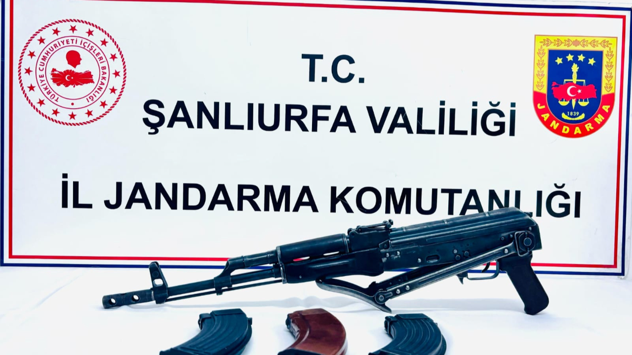 Şanlıurfa’da Jandarmadan Silah Kaçakçılarına Büyük Darbe: Kaleşnikof ve Tabancalar Ele Geçirildi!