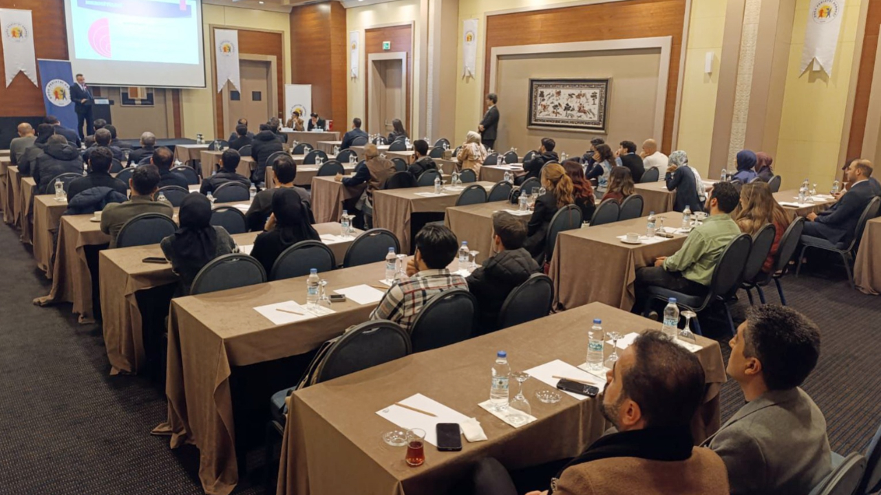 Şanlıurfa’da Aşı İçin Güç Birliği: Çocuk Hekimleri Buluştu!