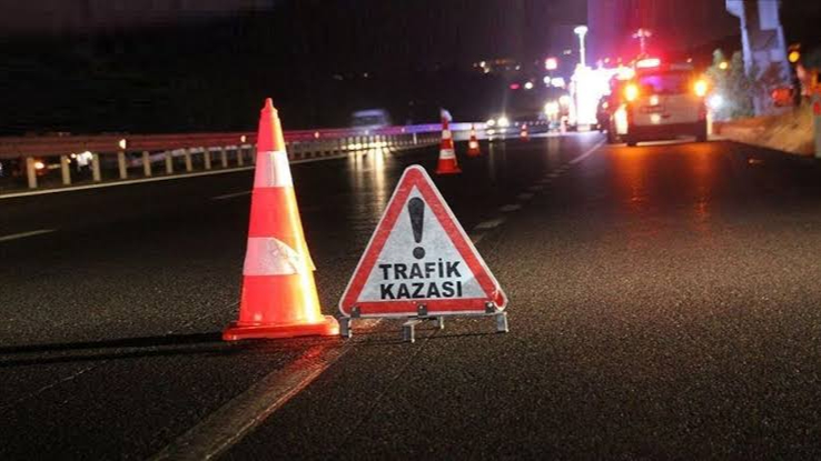 Şanlıurfa'da Gece Yarısı Feci Kaza: Belediye Başkanının Yeğeni de Arasında 2 Kişi Ağır Yaralı