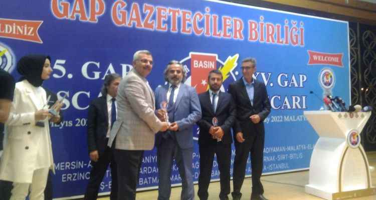 Gazeteci İnan ödüle layık görüldü