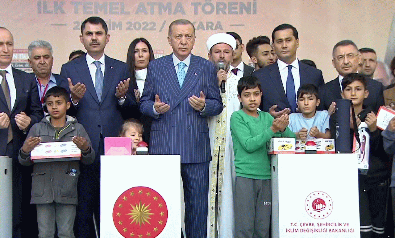 Cumhurbaşkanı Erdoğan temel atma töreninde konuştu: 2028’e kadar tamımını bitireceğiz