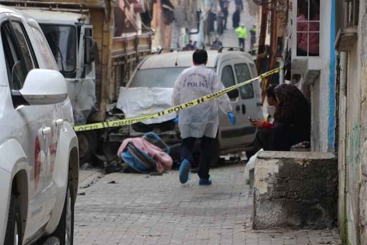 Freni boşalan kömür yüklü kamyonet, çocuklara çarptı: 1 ölü, 2 yaralı