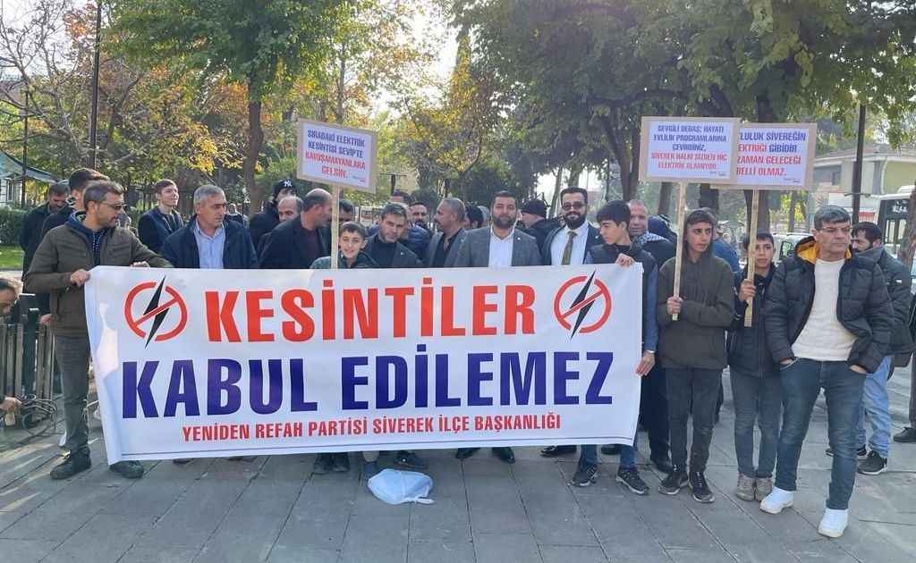 Şanlıurfa YRP’den elektrik kesintilerine tepki! “Elektriksiz hiçbir şey yapılmıyor”