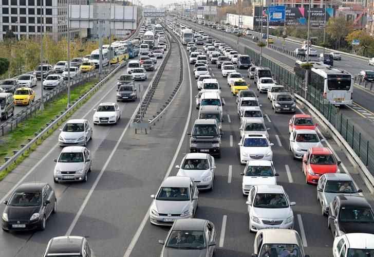 Türkiye’de ilk, trafikte düzen sil baştan değişiyor! Artık zorunlu olacak: İş bulamayabilirsiniz…