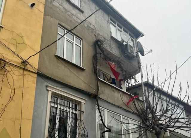 Feci olay! Tüpü açıp, 2 çocuğuyla birlikte dördüncü kattan ölüme atladı