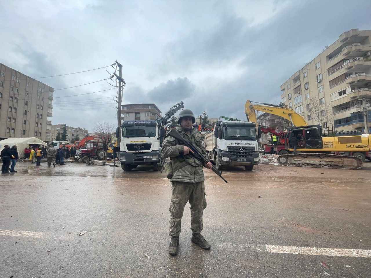 Şanlıurfa'da 2.Ordu'ya bağlı komando tugayları deprem bölgesine gidiyor