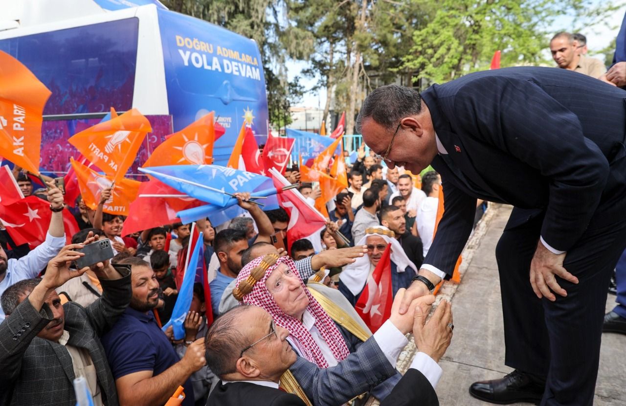 Bakan Bozdağ: Hizmetkârınız Olmaya Geldim