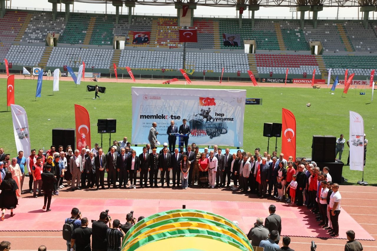 Şanlıurfa'da 19 Mayıs etkinlikleri renkli görüntülere sahne oldu