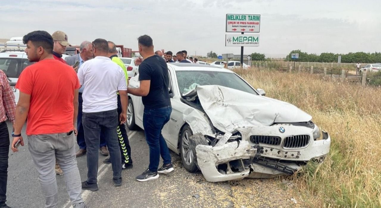 Akçakale yolunda feci kaza! 5 yaralı