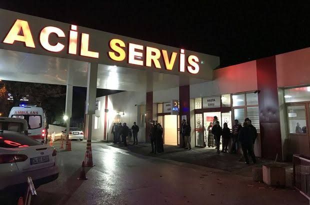 İşçi minibüsüyle otomobil çarpıştı 14 kişi yaralandı