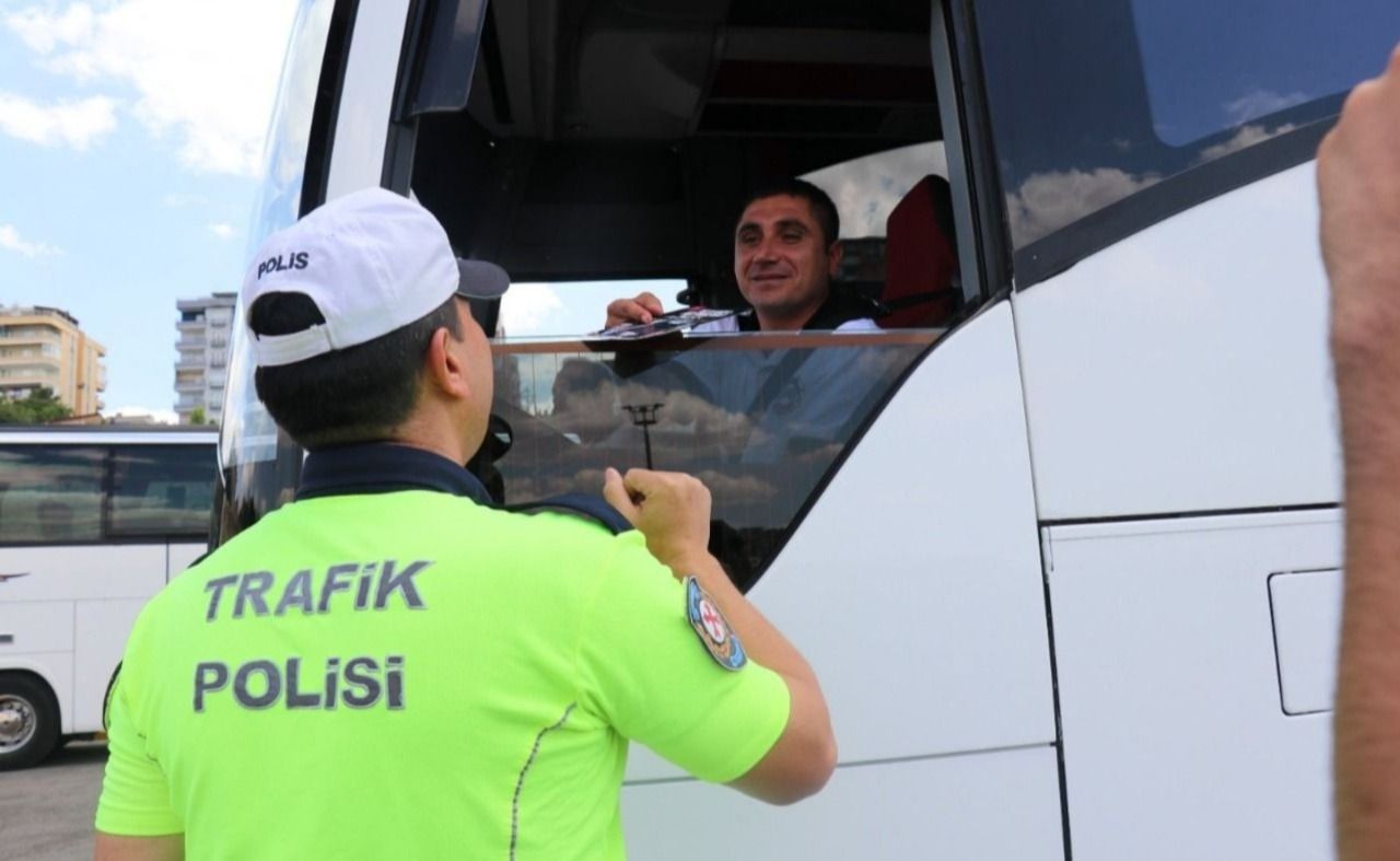 Şanlıurfa İl Emniyet Müdürlüğü'nden sürücülere bayram uyarısı!