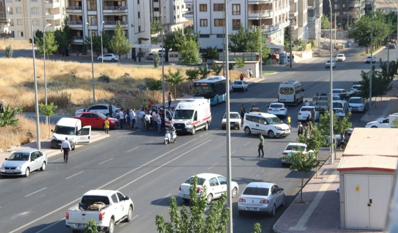 Şanlıurfa'da kaza! Araç yayaya çarptı