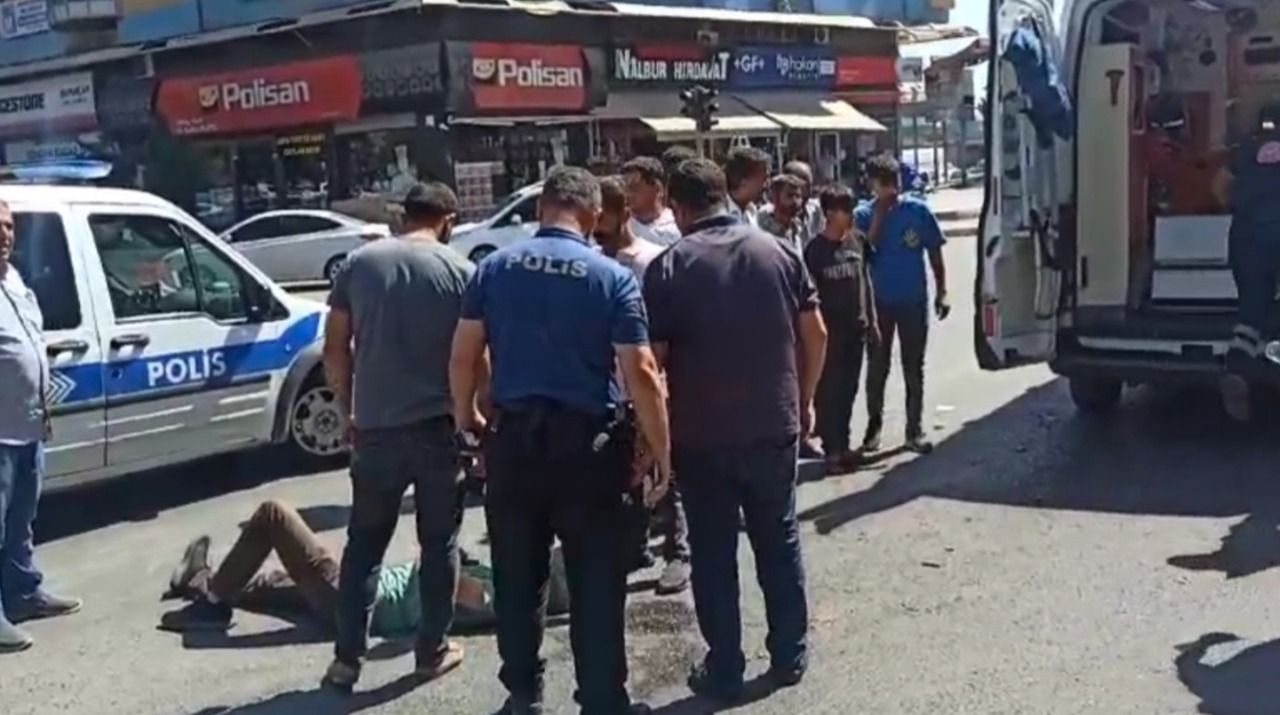 Şanlıurfa'da otomobil ile motosiklet çarpıştı! Yaralı var