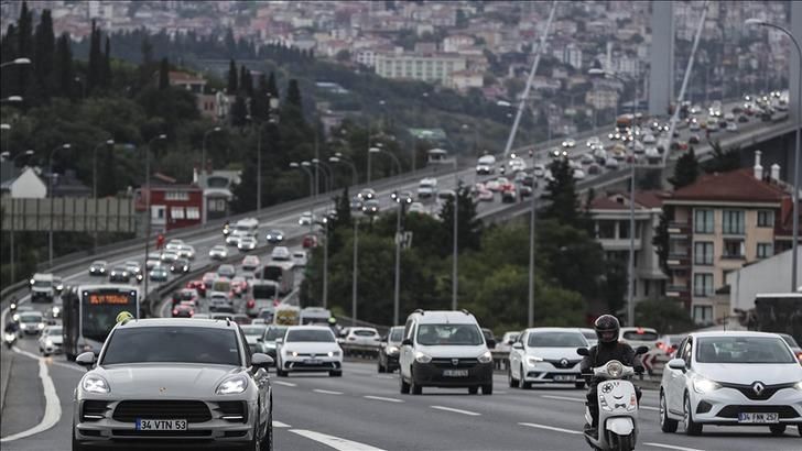 Köprü ve otoyol ücretlerine zam geldi! İşte zamlı geçiş ücretleri