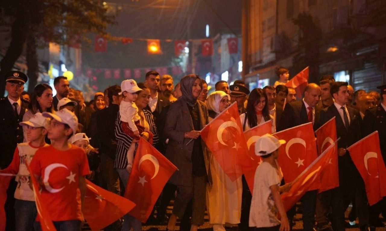 Cumhuriyetin 100. yılı Şanlıurfa'da coşkuyla kutlandı