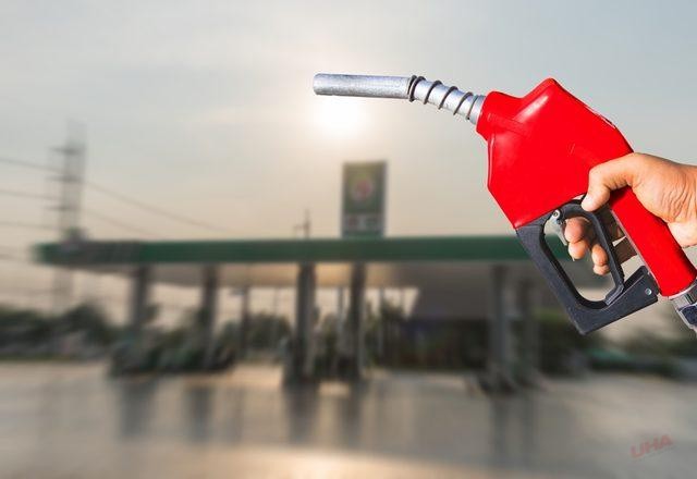 Hem benzin hem motorin! Petrol 3 ayın zirvesindeyken akaryakıta çifte indirim