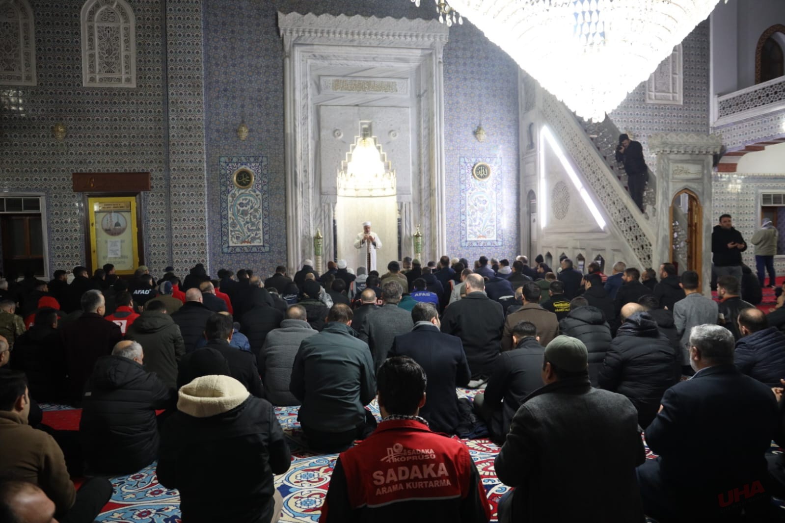 Şanlıurfa’da sabah namazı sonrası eller semaya onlar için kalktı