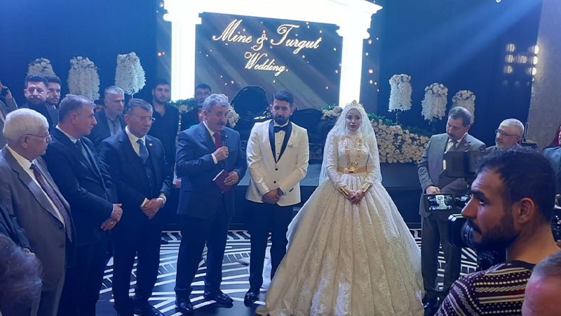 BBP lideri Şanlıurfa'da! Nikah şahidi oldu