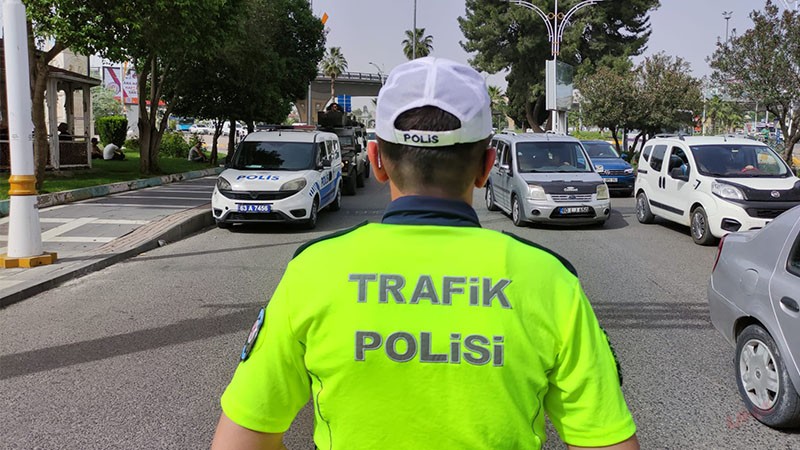 Trafik denetimleri yoğunlaştırıldı! Şanlıurfa'da motosiklet denetimlerinde 1 milyondan fazla ceza