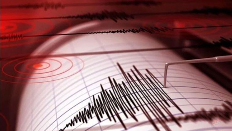 Bir korkutan deprem daha! Şiddetli sallandı