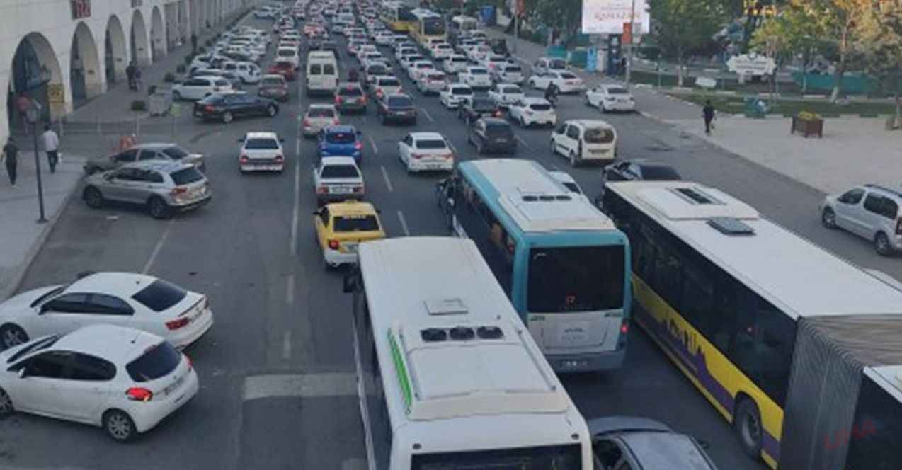 Tüm otomotiv sektörü o tarihe odaklandı! Markalar zararına araç satıyor