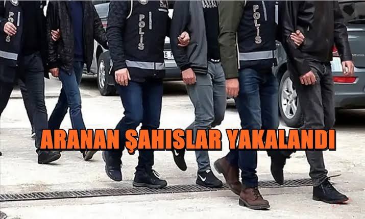 Şanlıurfa'da Emniyetin Sıkı Denetimleri: Aranan Kişiler Yakalandı, Silah ve Uyuşturucu Ele Geçirildi