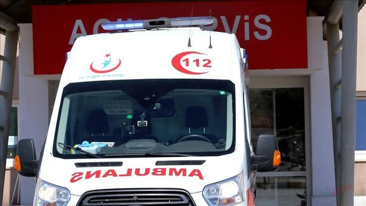 Şanlıurfa'da Trafik Faciası: Kamyonet ve Otomobil Çarpıştı, 5 Yaralı