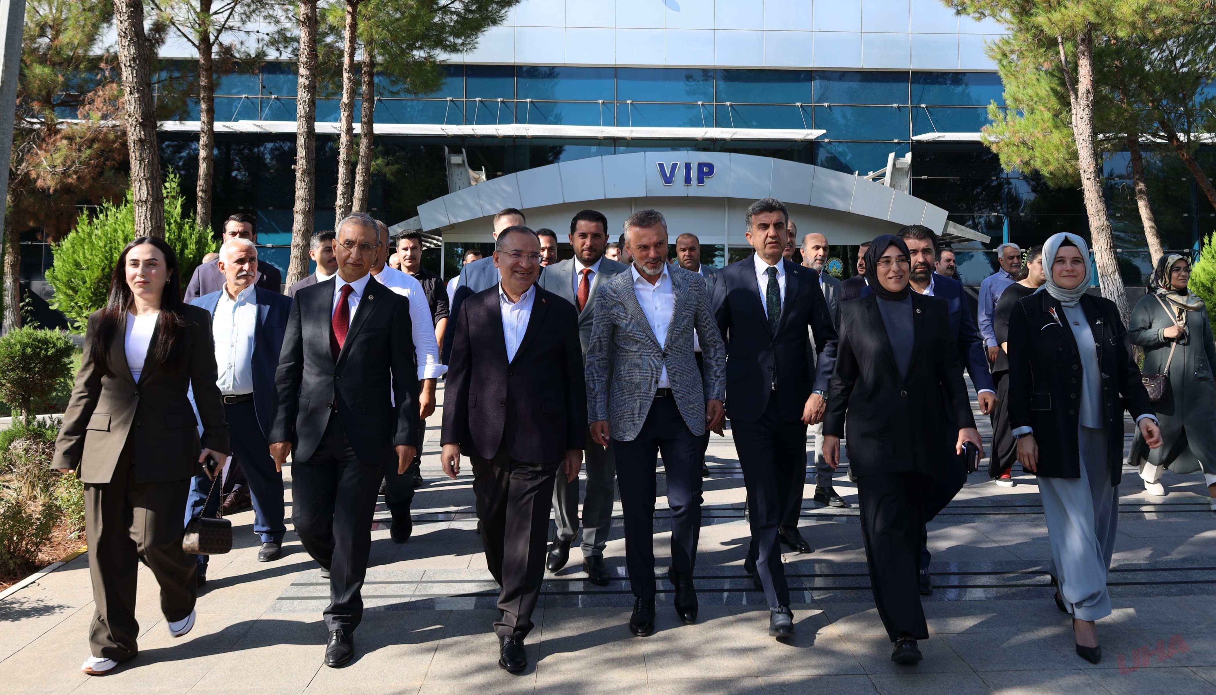 AK Parti Genel Başkan Yardımcısı Kandemir Şanlıurfa’da