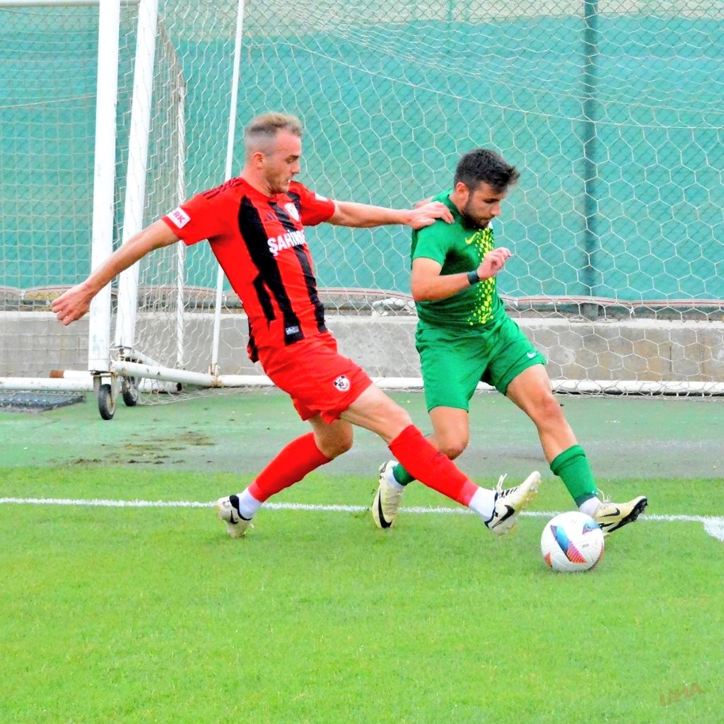 Gaziantep FK, Şanlıurfaspor'u hazırlık maçında farklı yendi