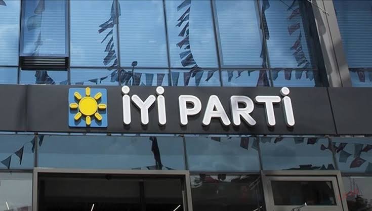 İYİ Parti Şanlıurfa Teşkilatında Devrim Gibi Değişiklik: Tüm Yönetim Görevden Alındı,